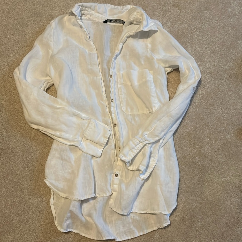 White linen Zara button up. Size small